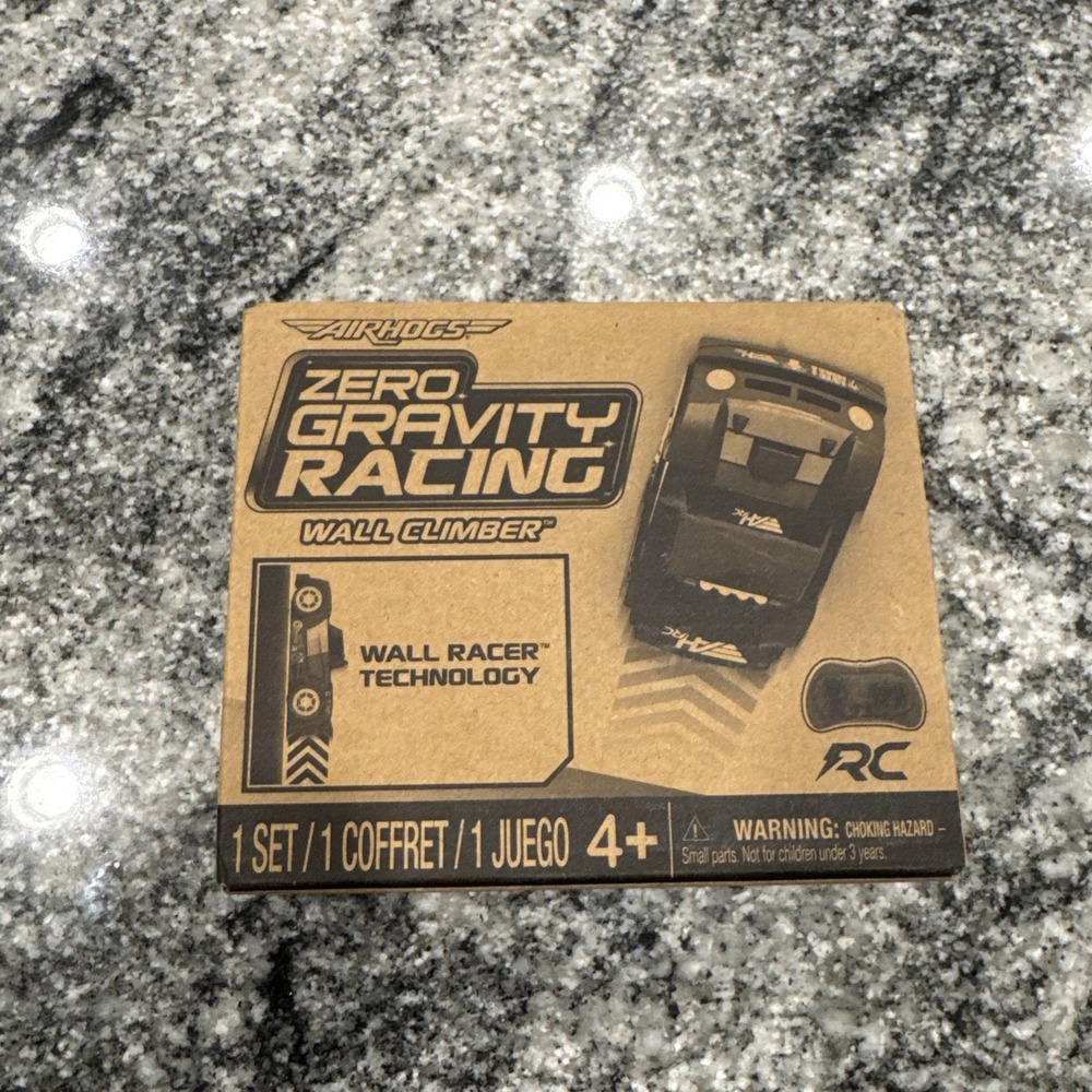 Air Hogs Zero Gravity Racing Wall Climber USB-C Rechargeable Wall Racer‎ Truck